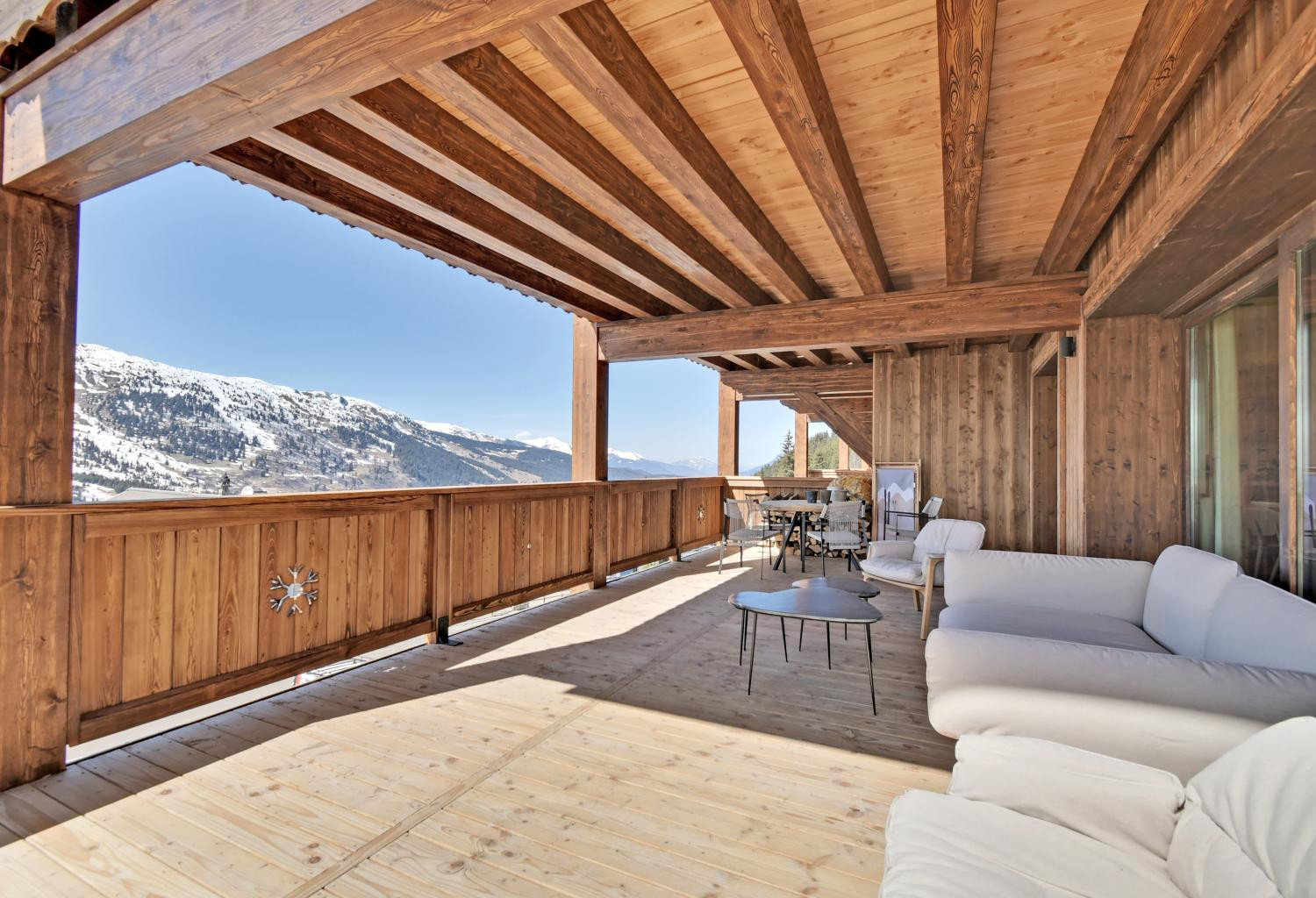 apartment-rosael-vdo-meribel-balcony-1453654