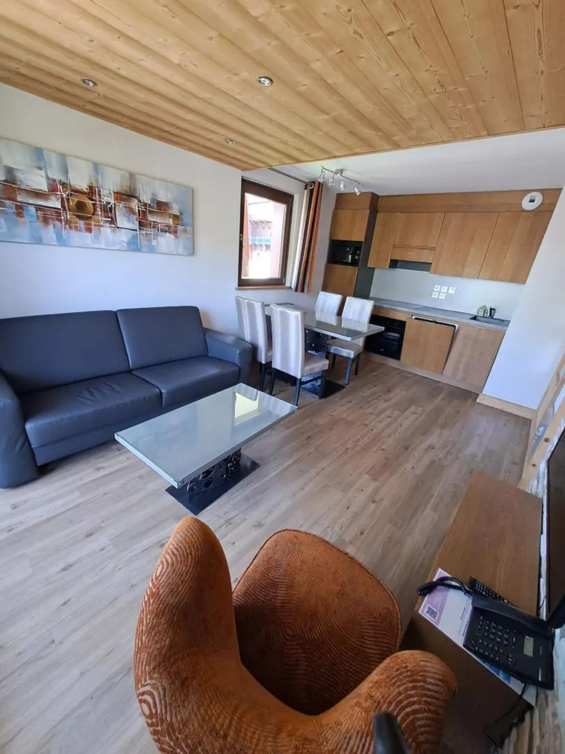 app2-4p-source-arc-6-1063751