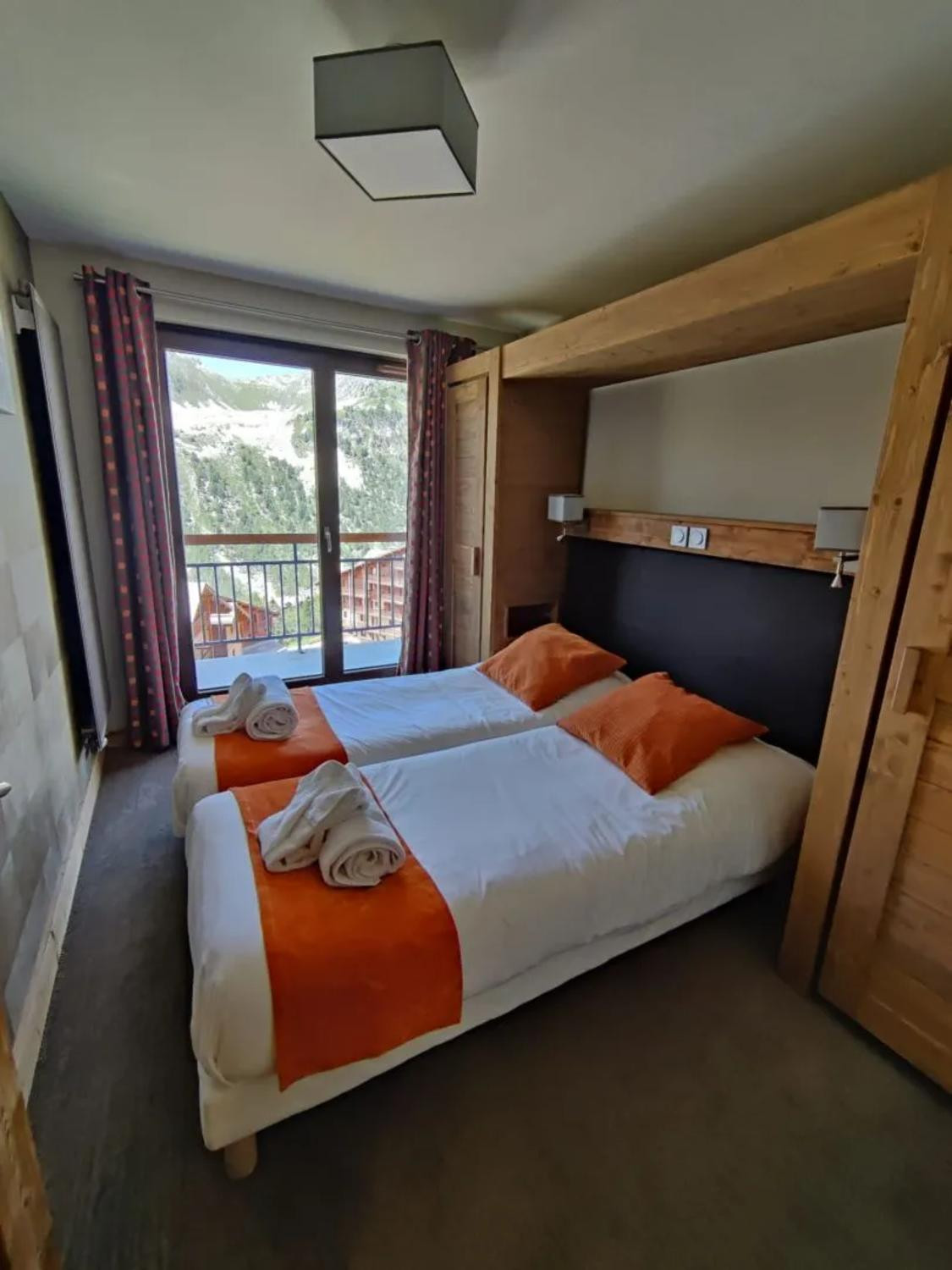 app3-6p-source-arc-3-1063689