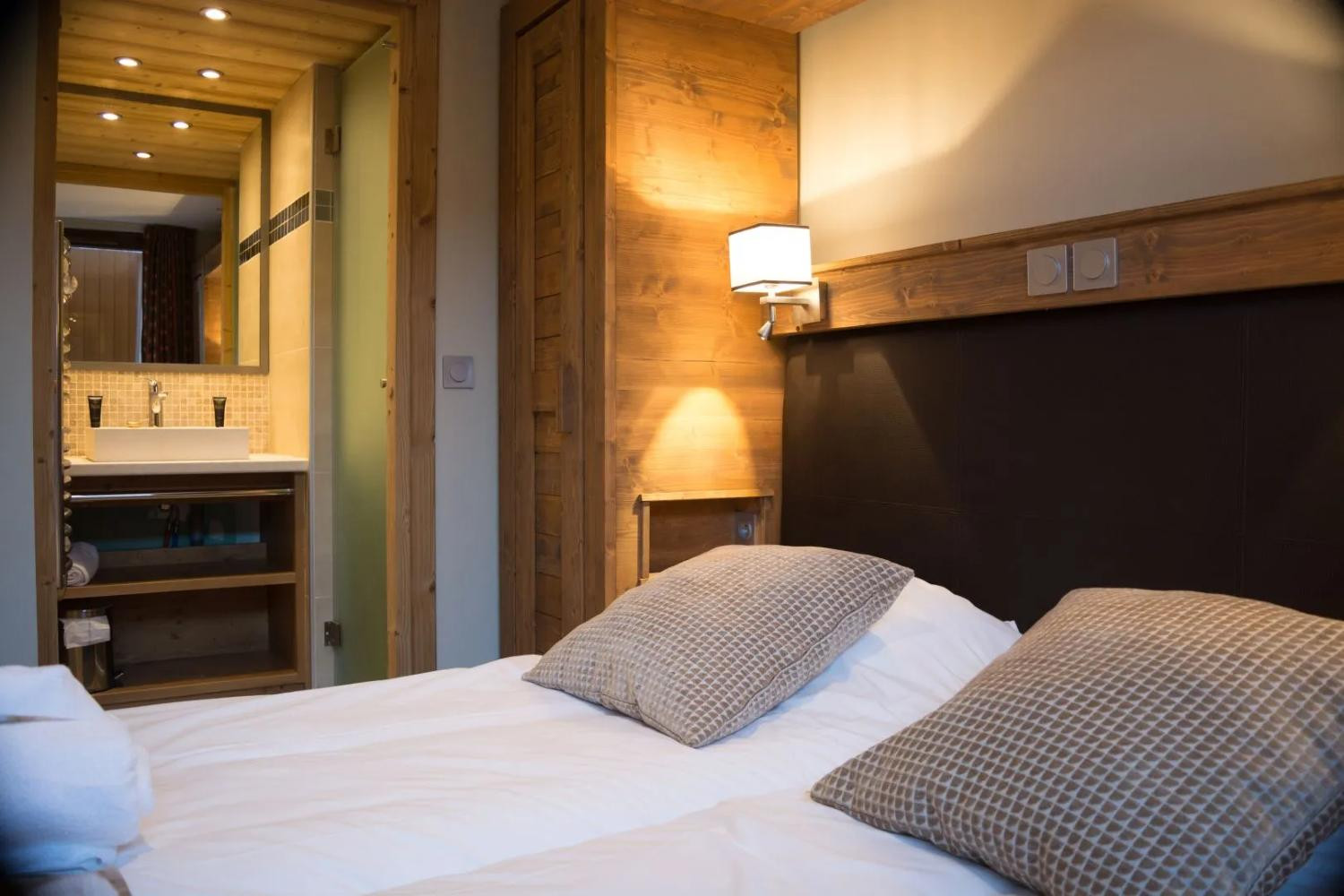 app6-10p-source-arc-5-1063735