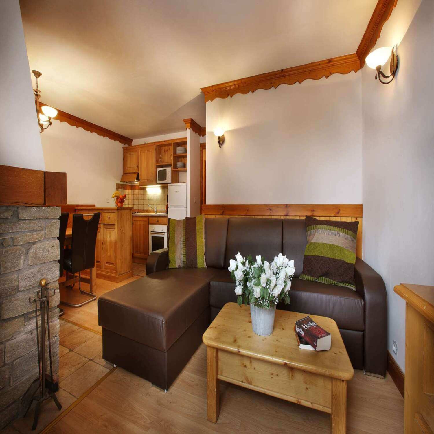 appartement-5p-8-10-salon-1460578