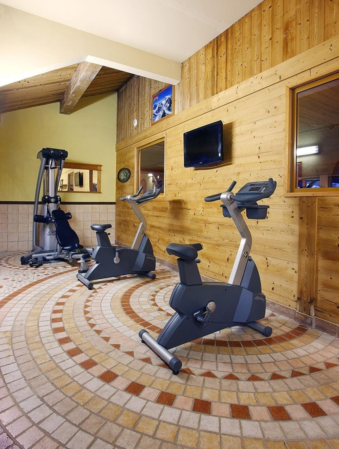 arolles-les-arcs-fitness-area-381-1449339