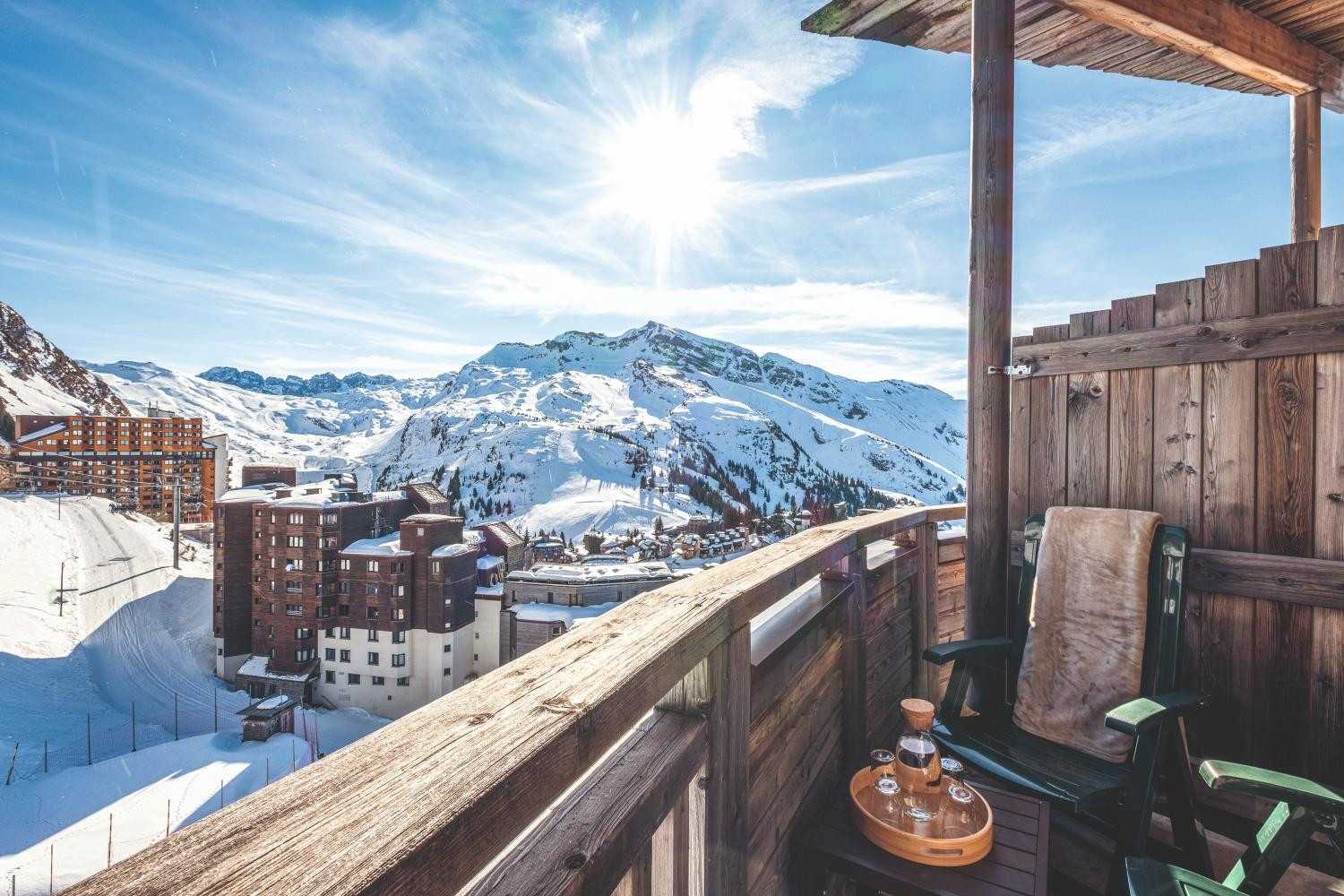 ave145826-1462618