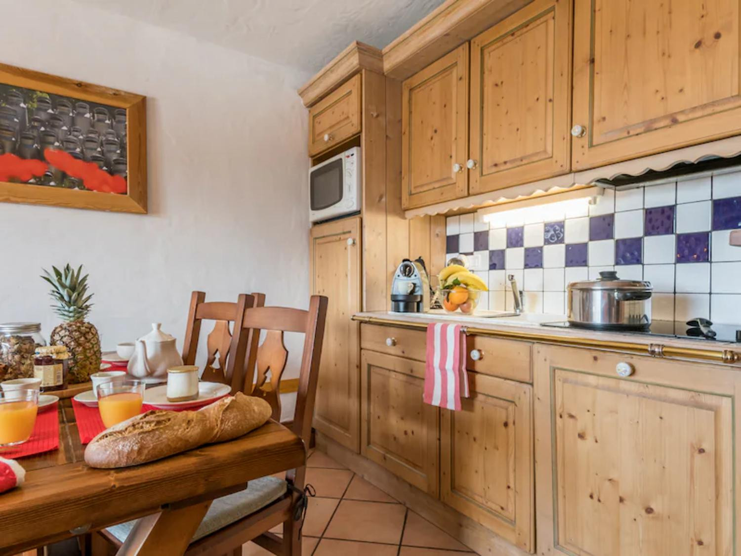 avp003-les-alpages-de-chantel-les-arcs-kitchen-1458791