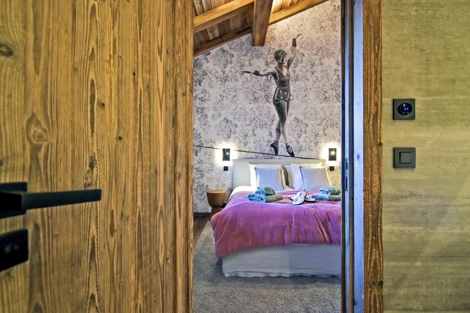 b0882778-f2ae-44a8-82d0-dadb5f8df8fe-1451201