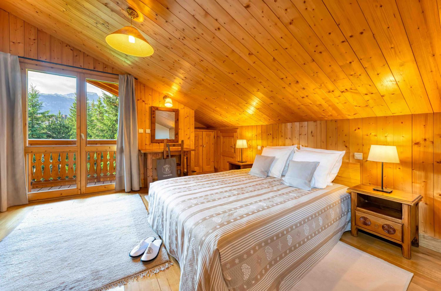 bc269d18-f86e-478c-a96b-89c0aa2a6dc4-1451564