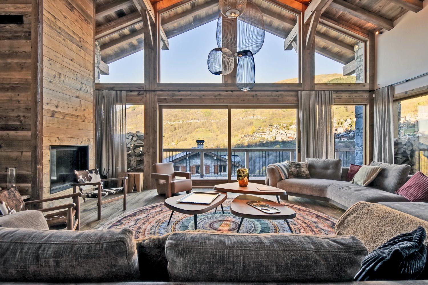 ce9f426b-3e2d-40b3-a603-3f84ca1c8d4c-1451179