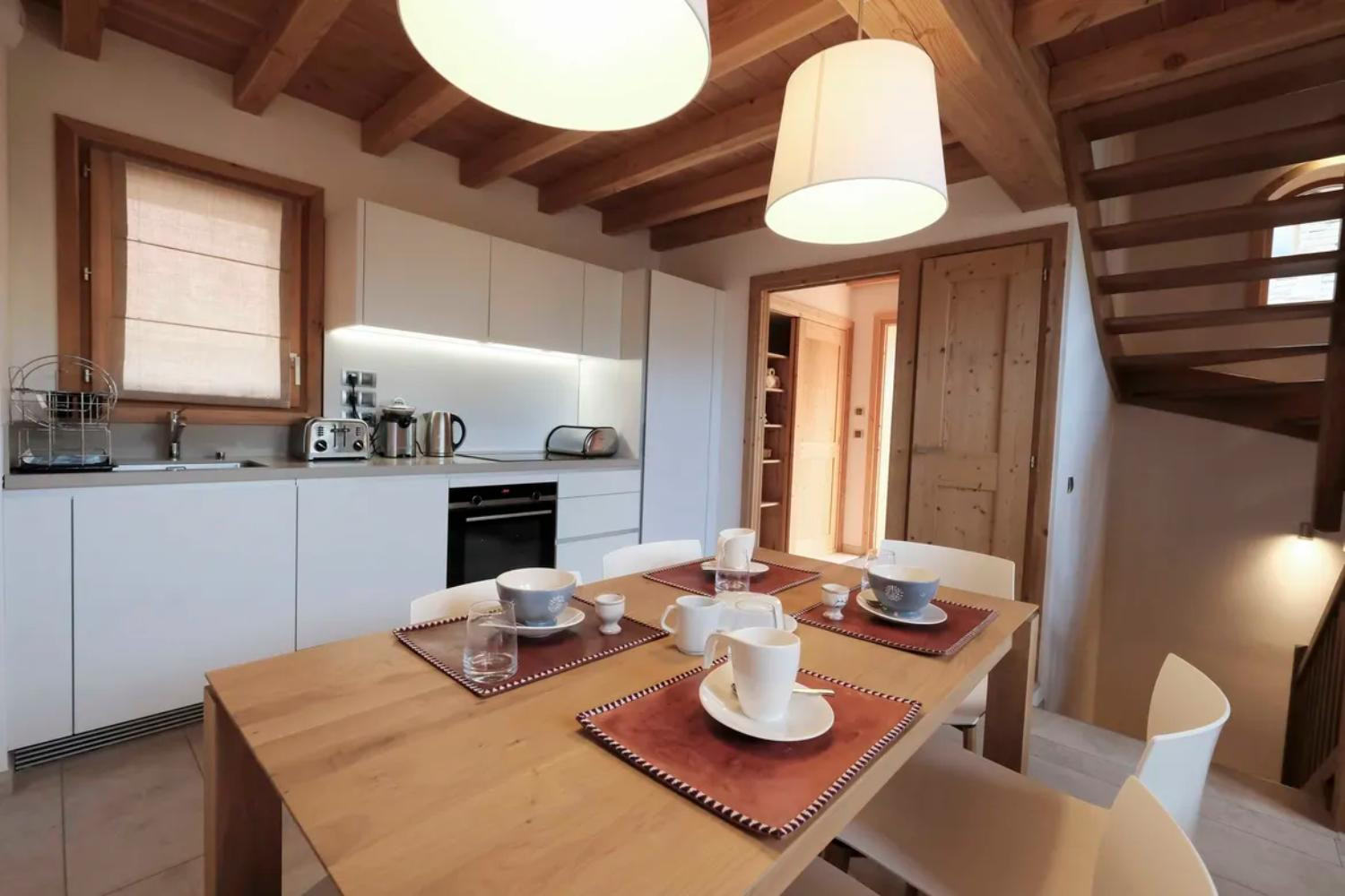 chalet-aigle-3-1462998 chalet-aigle-3-1462998