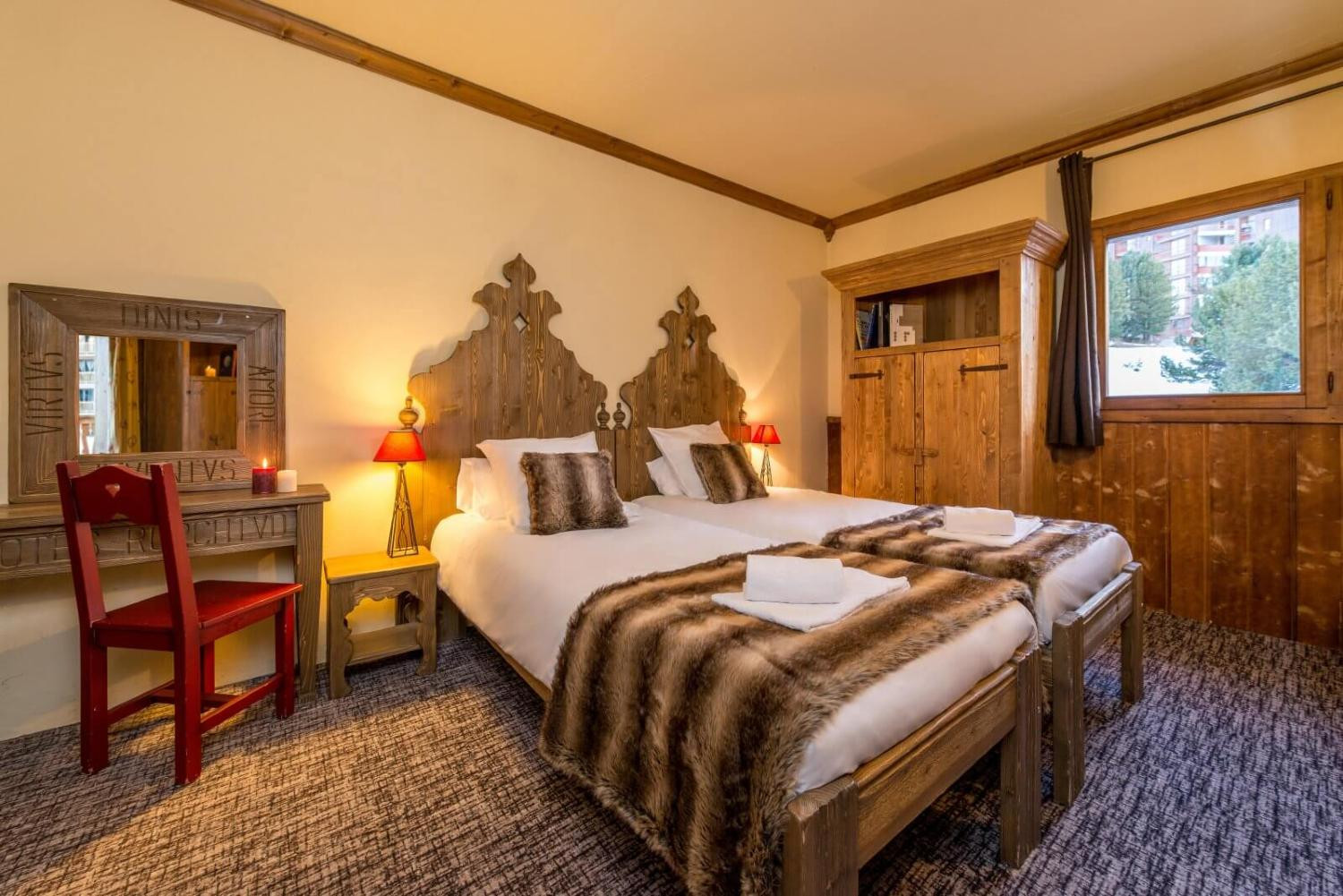 chalet-de-l-ours-bedroom-2-1459922