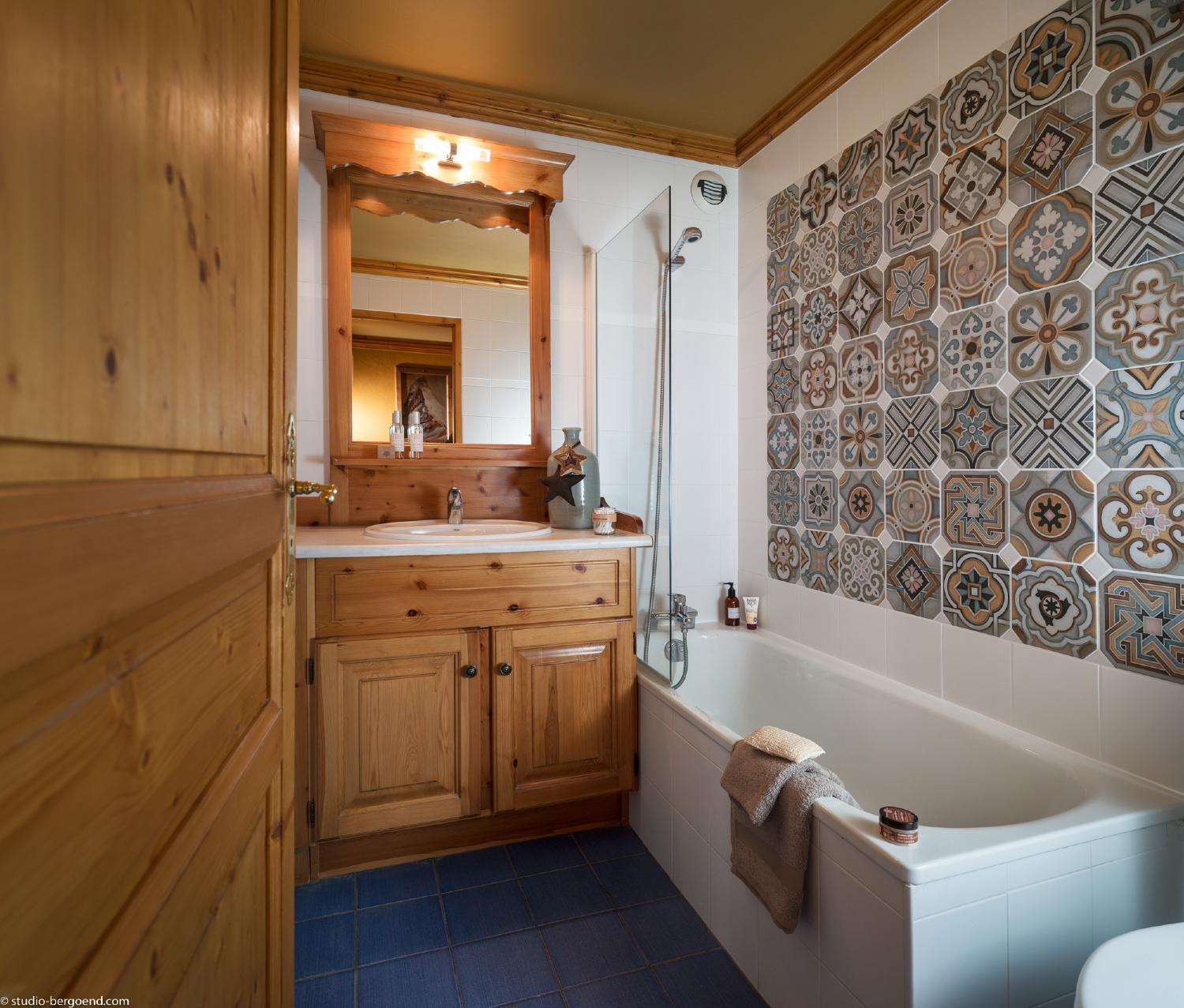 chalet-des-cimes-la-plagne-3p6-bathroom-313415