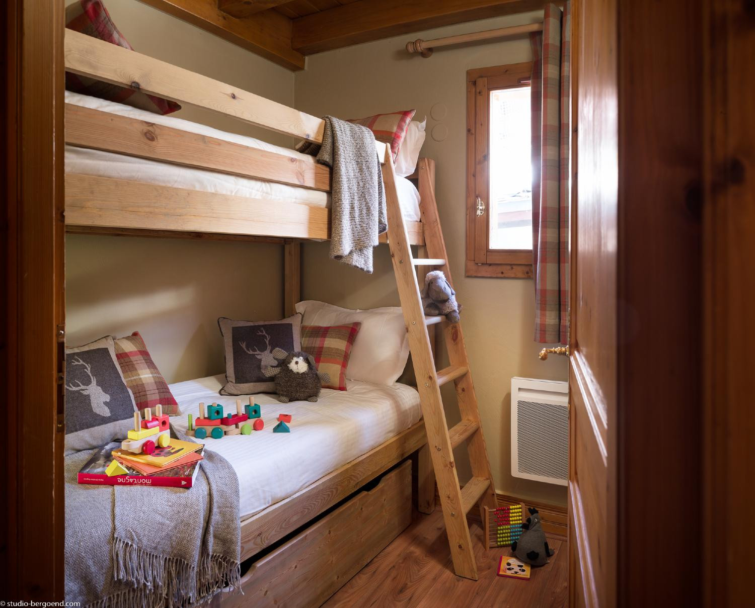 chalet-des-cimes-la-plagne-3p6-bunkroom-313416