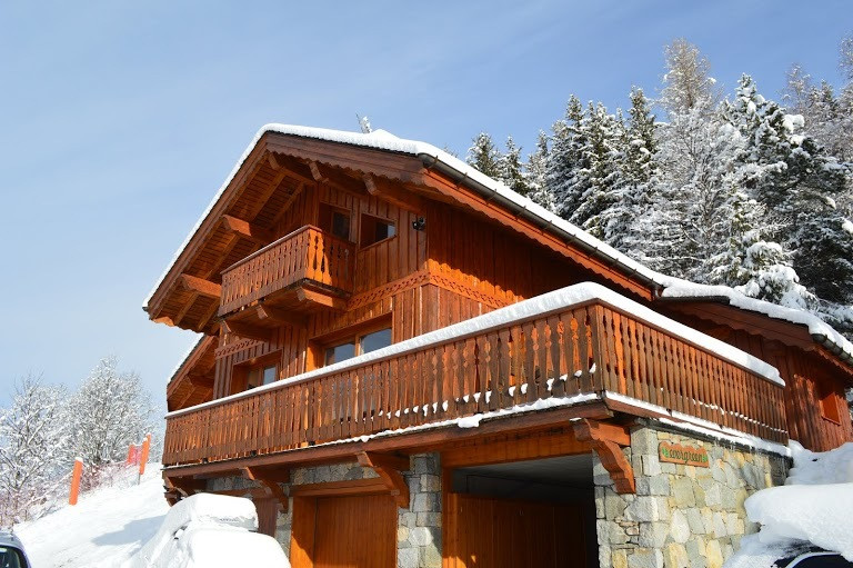 chalet-evergreen-meribel-outside-299083