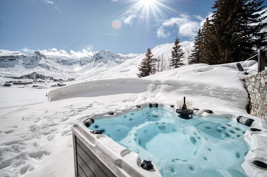 chalet-fraidieu-tignes-hot-tub-1458784