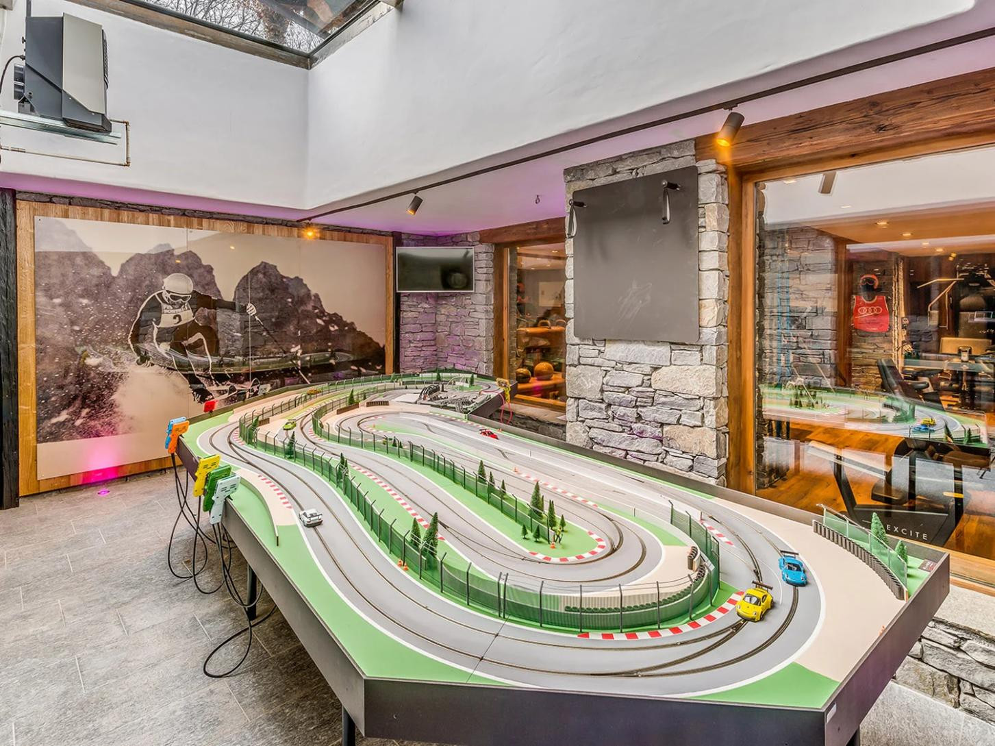 chalet-marco-polo-val-dise-re-consensio-racing-game-copy-1466091