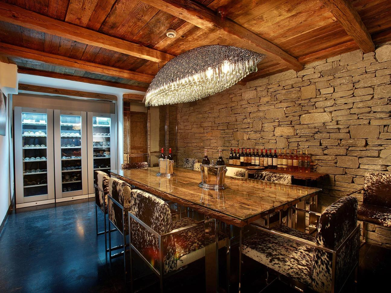 chalet-marco-polo-val-dise-re-consensio-wine-cave-1466096