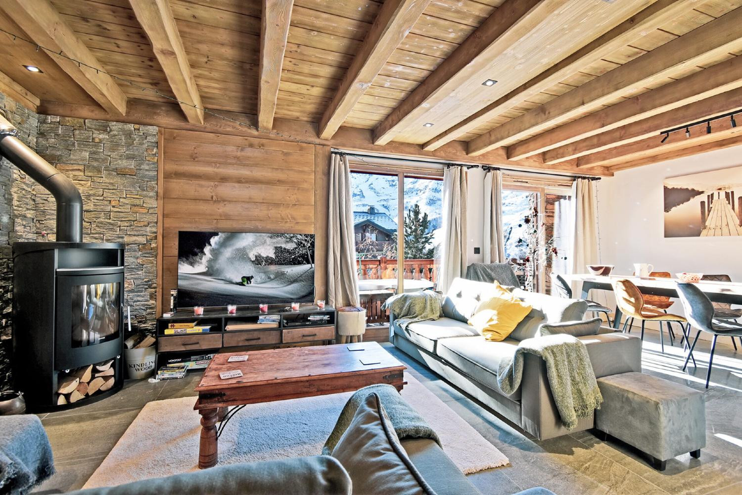 chalet-marmotte-living-room-2-1450006