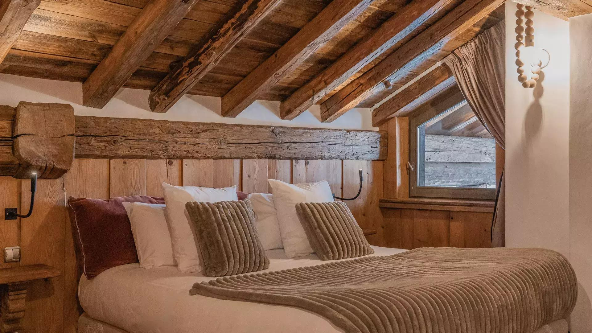 chalet-mathilda-chalets-covarel-val-d-ise-re-alpes-france-chambre6-jpg-1450670