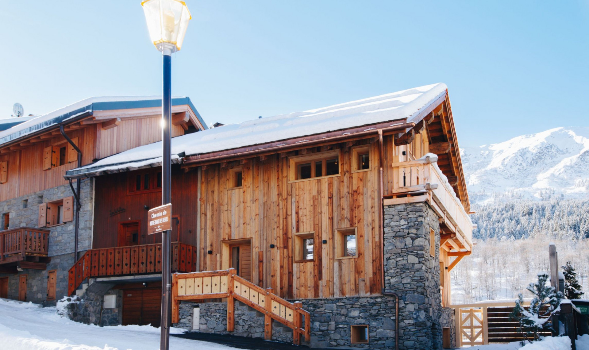 chalet-panda-lodge-meribel-exterior-1453063