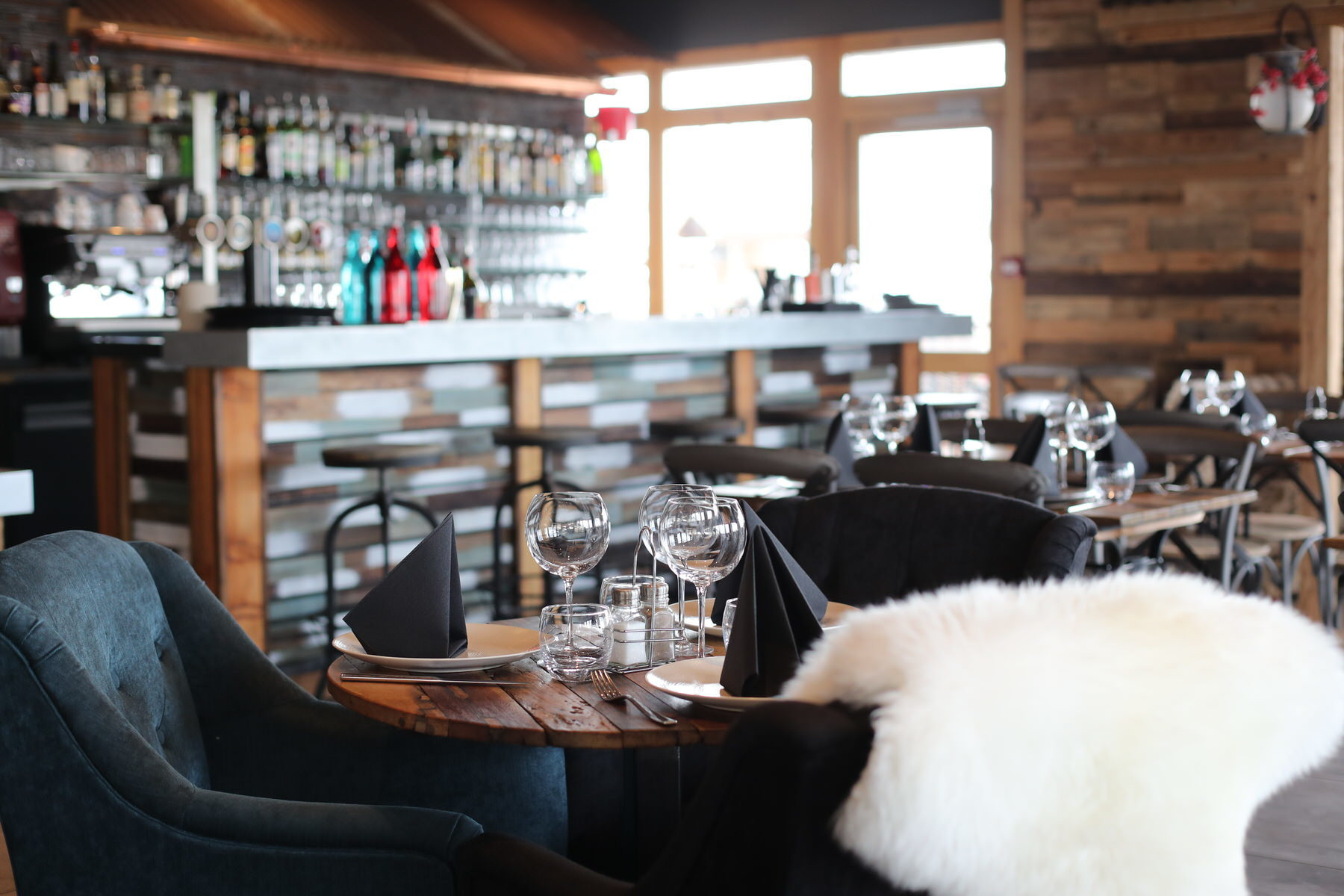 club-le-coeur-des-loges-les-menuires-bar-copy-461404