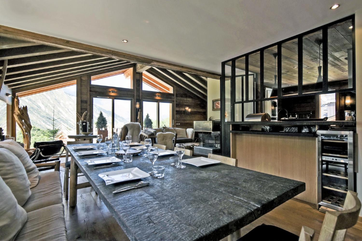 db8860d7-cef5-4133-9dc5-c387fa716fa7-1451146