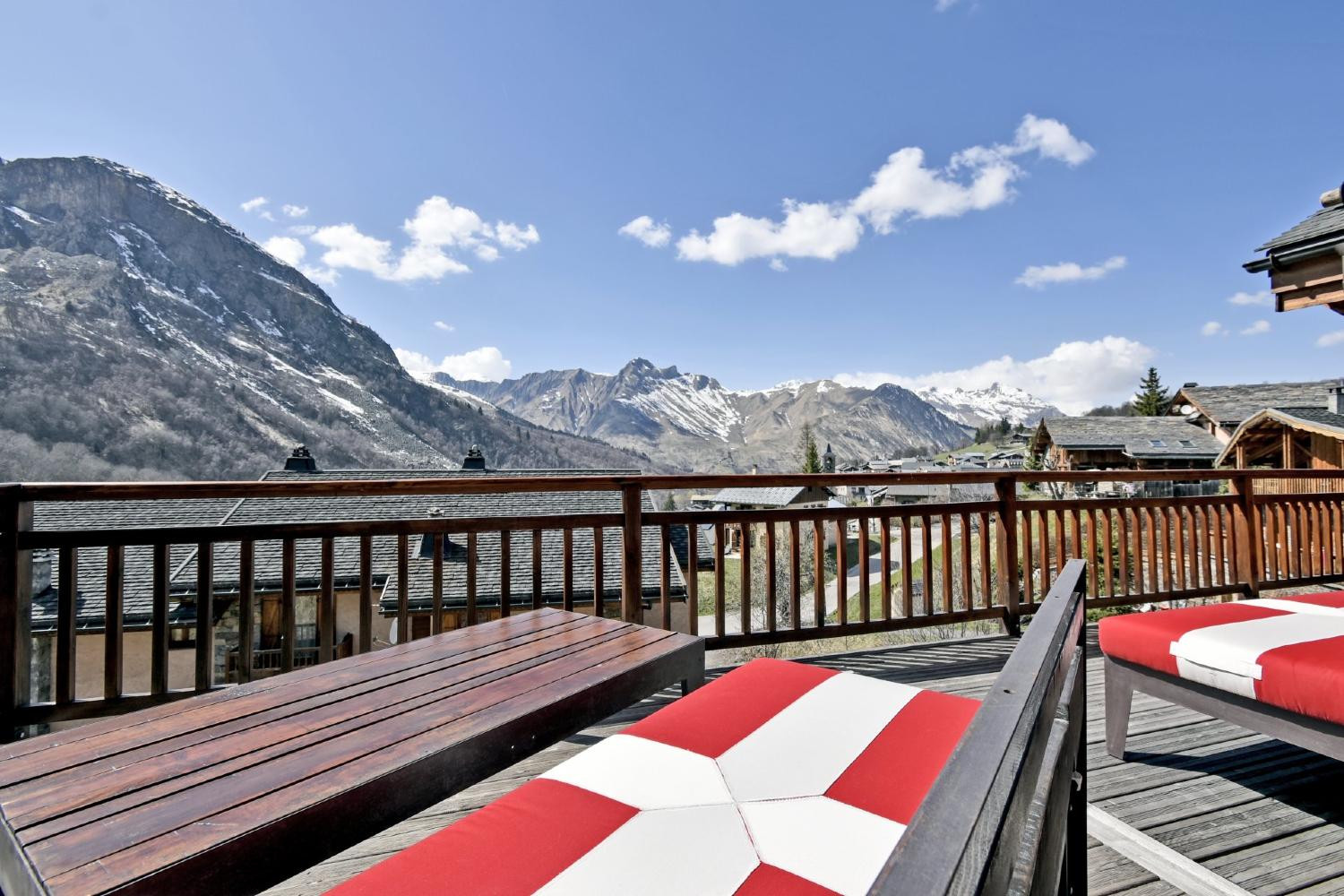 e2570886-4f33-4382-b650-f8cb7db96abd-1451119 e2570886-4f33-4382-b650-f8cb7db96abd-1451119