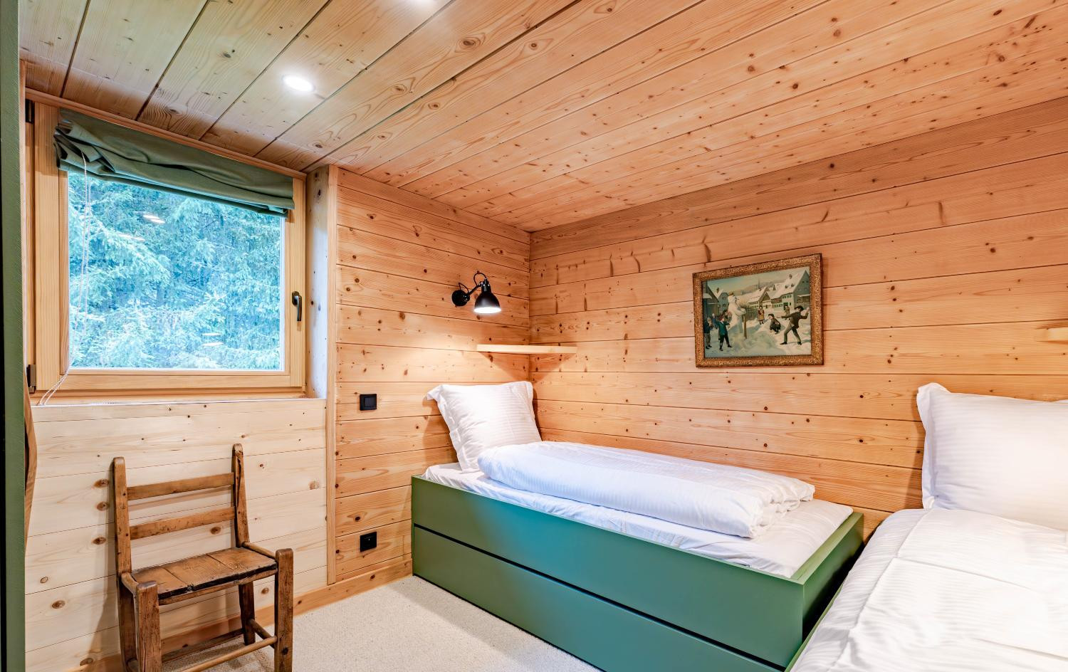 e2fd00f6-1062-4c6e-8436-1c3f93495caa-1450794