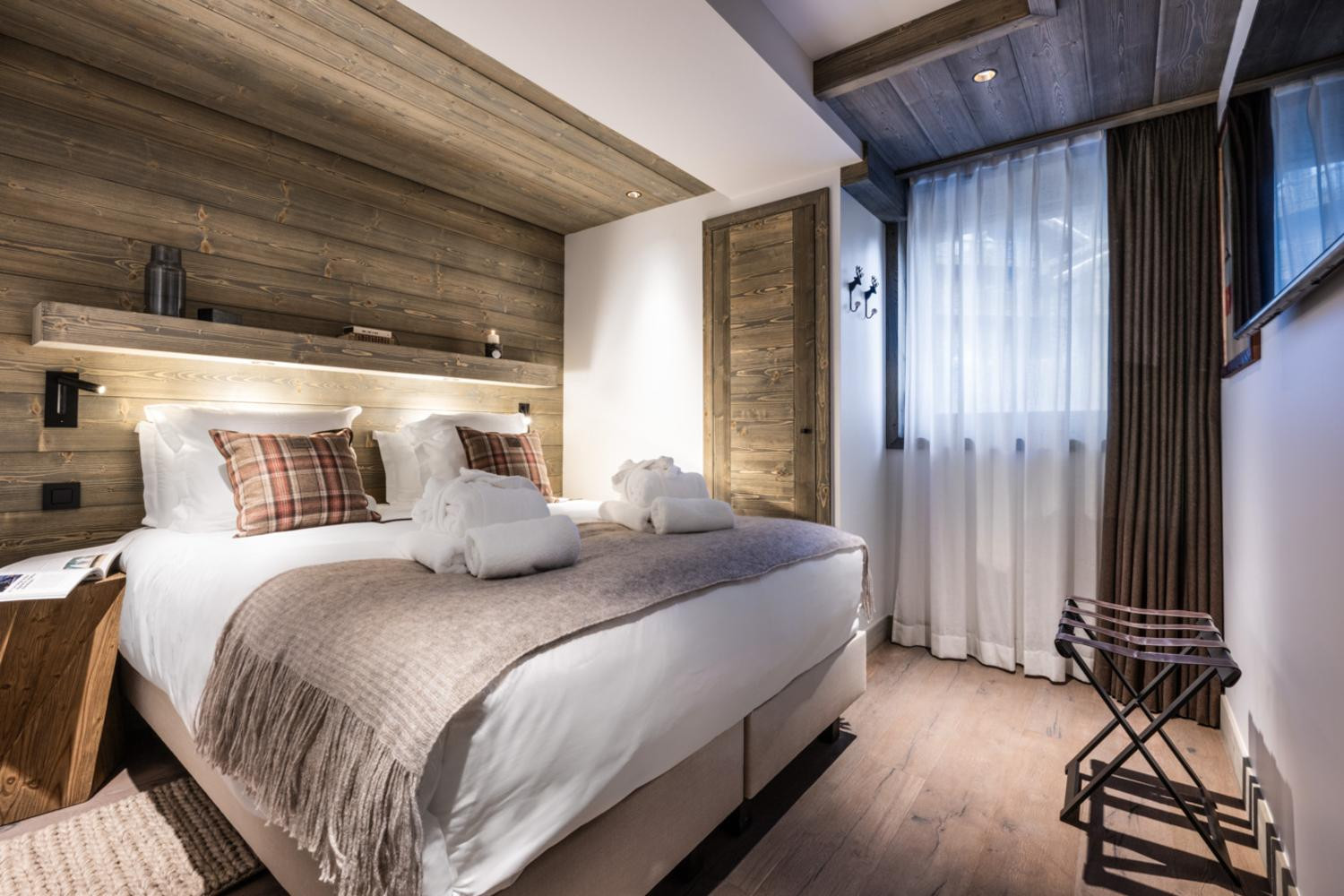 falcon-meribel-philippe-gal-b30-014-753192