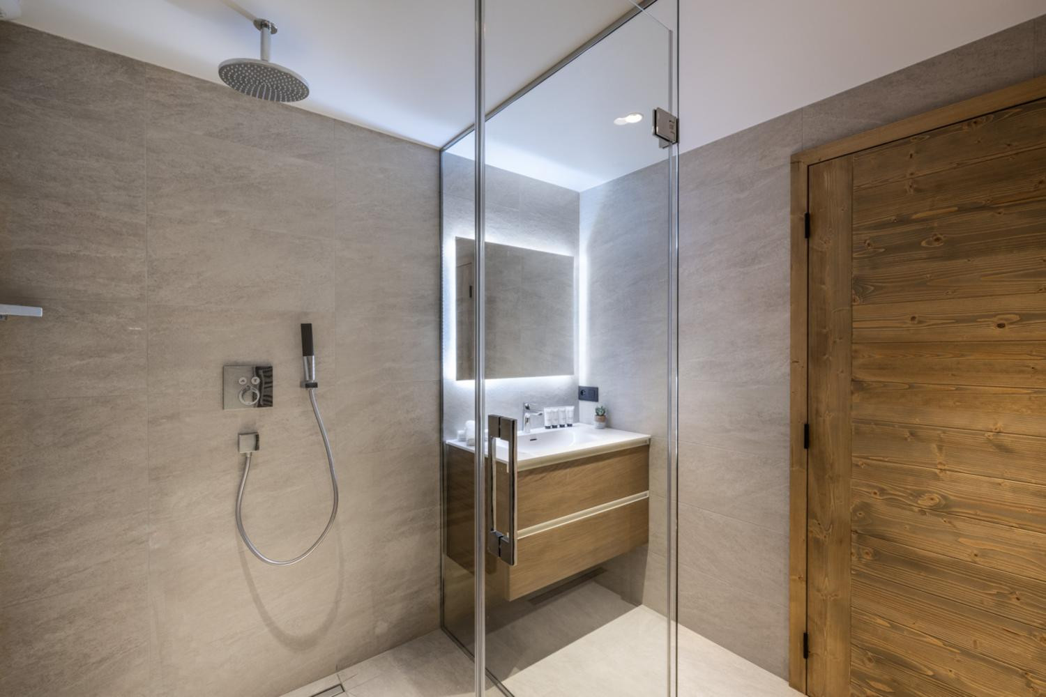 falcon-meribel-philippe-gal-c22-070-753272