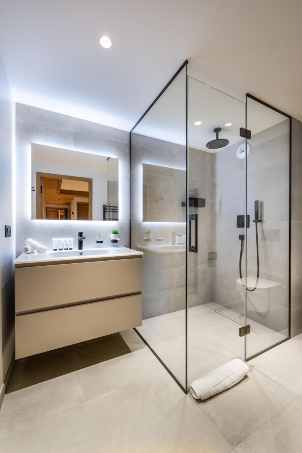 falcon-meribel-philippe-gal-e01-007-753338