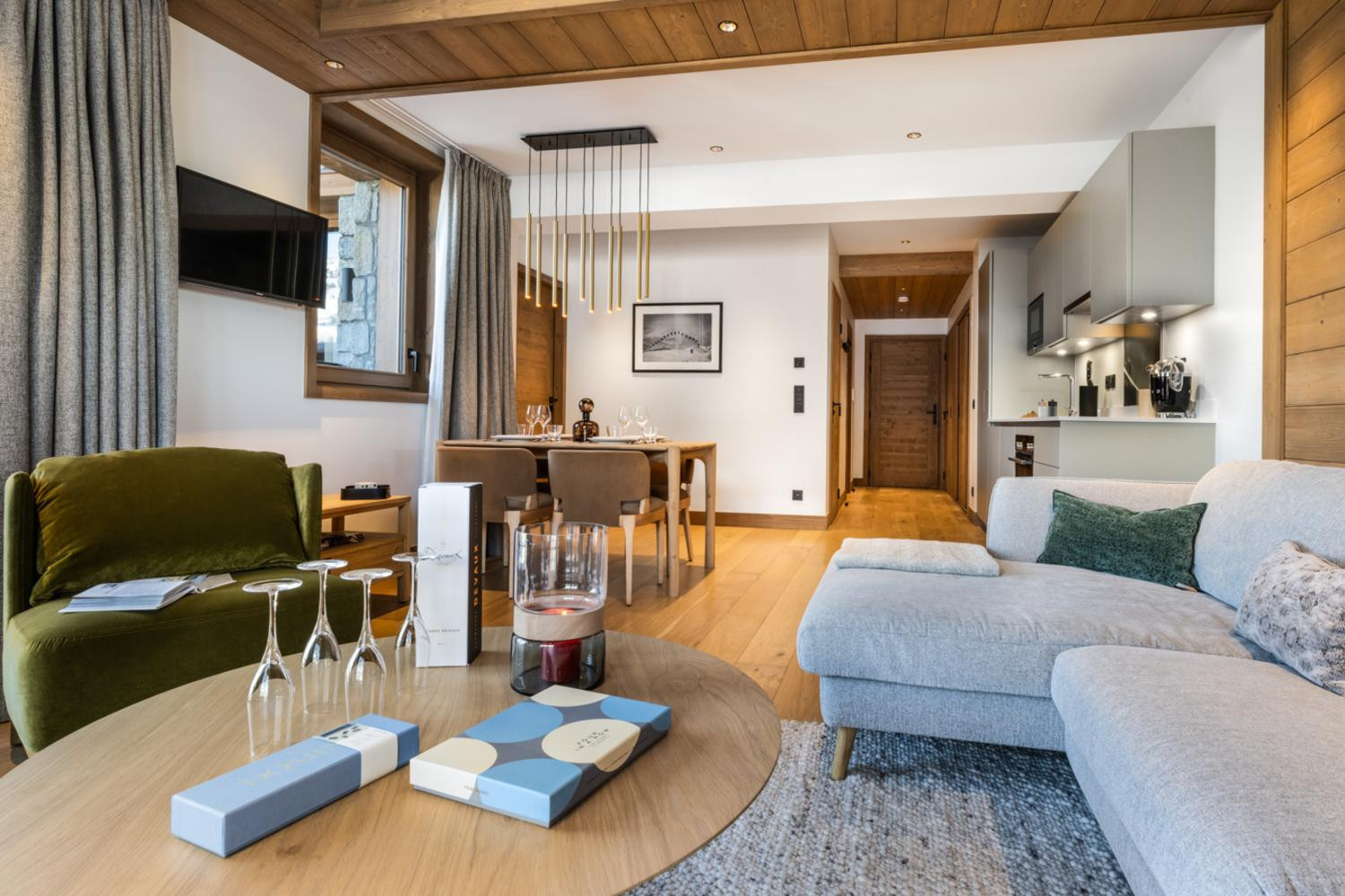 falcon-meribel-philippe-gal-falcon-a10-040-753085