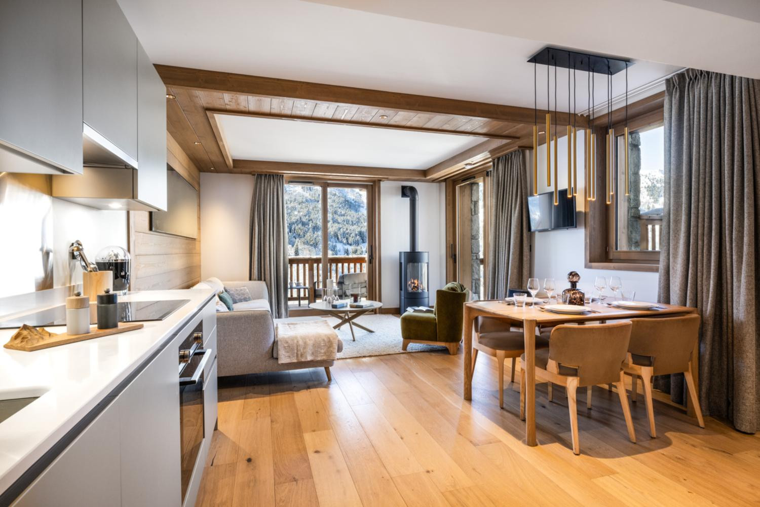 falcon-meribel-philippe-gal-falcon-a10-050-753084