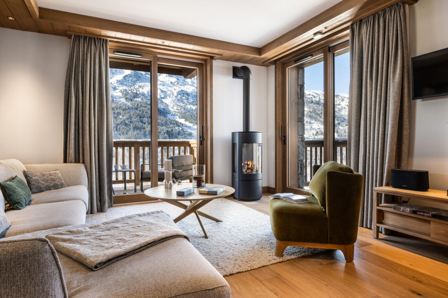 falcon-meribel-philippe-gal-falcon-a10-064-753082