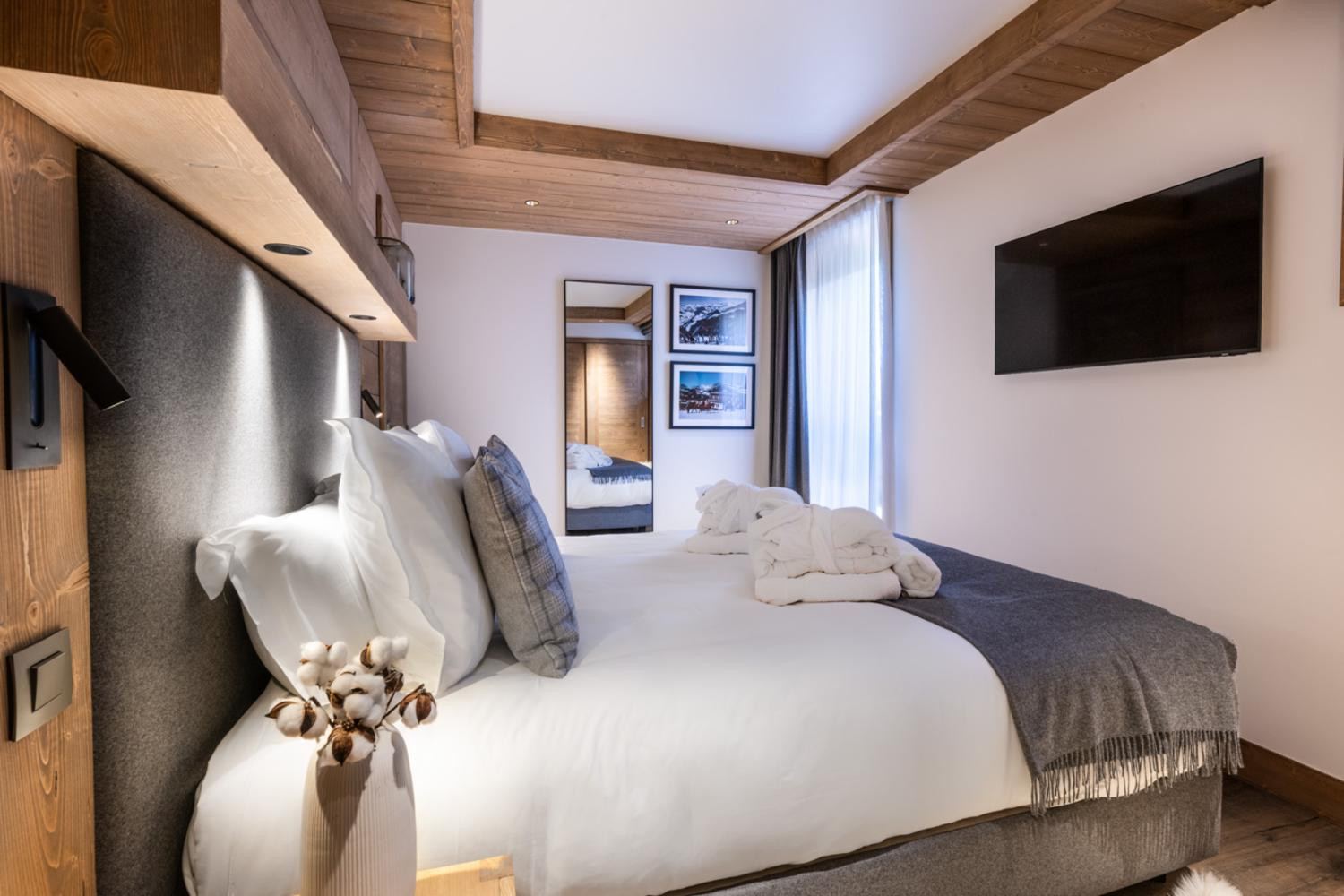 falcon-meribel-philippe-gal-g22-008-753466