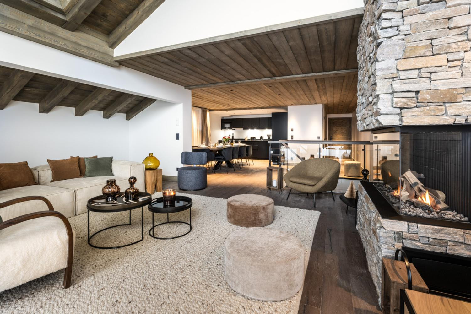 falcon-meribel-philippe-gal-h11-090-753475