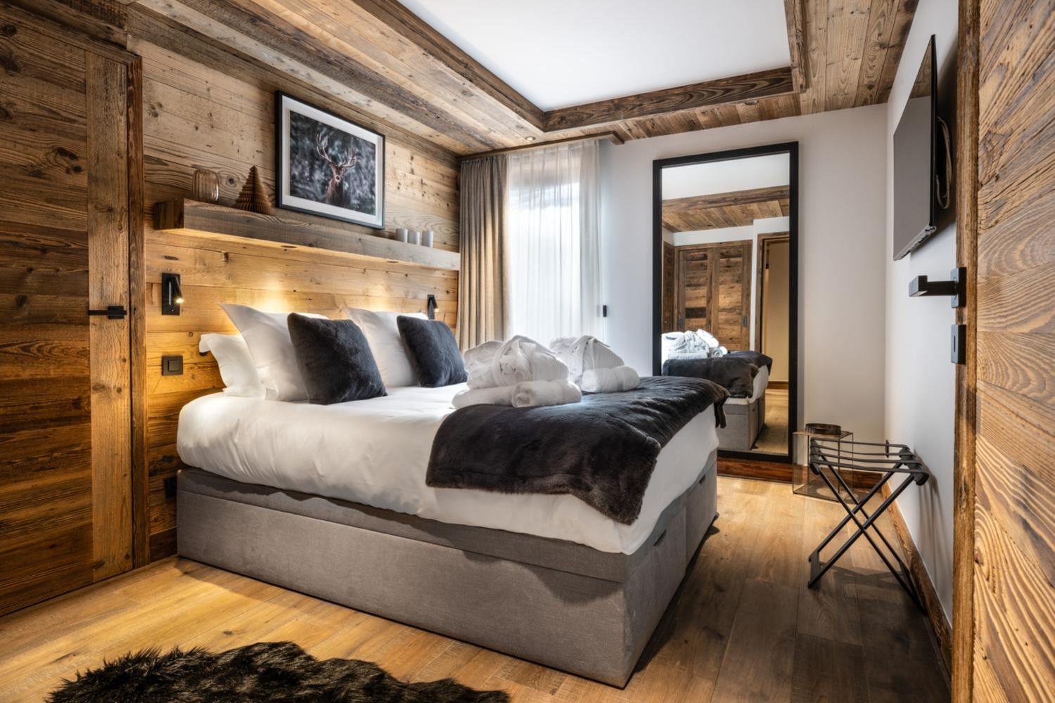 falcon-meribel-philippe-gal-h21-027-753512