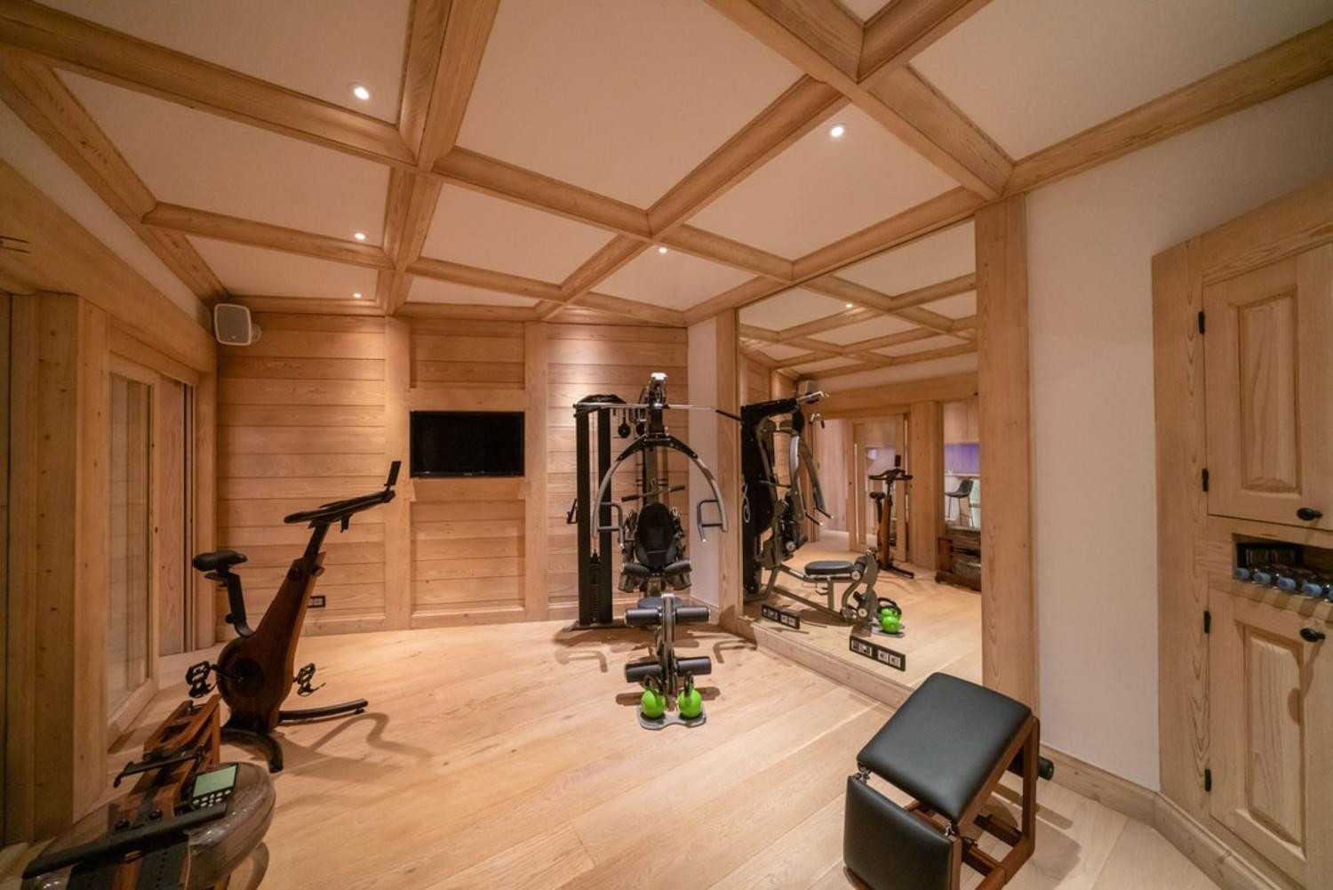 fe5caf73-9bff-4955-915e-a37f0d148531-1451325