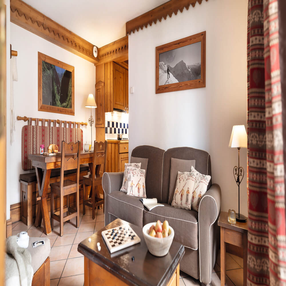 ginabelle-chamonix-living-room-2-1460766 ginabelle-chamonix-living-room-2-1460766