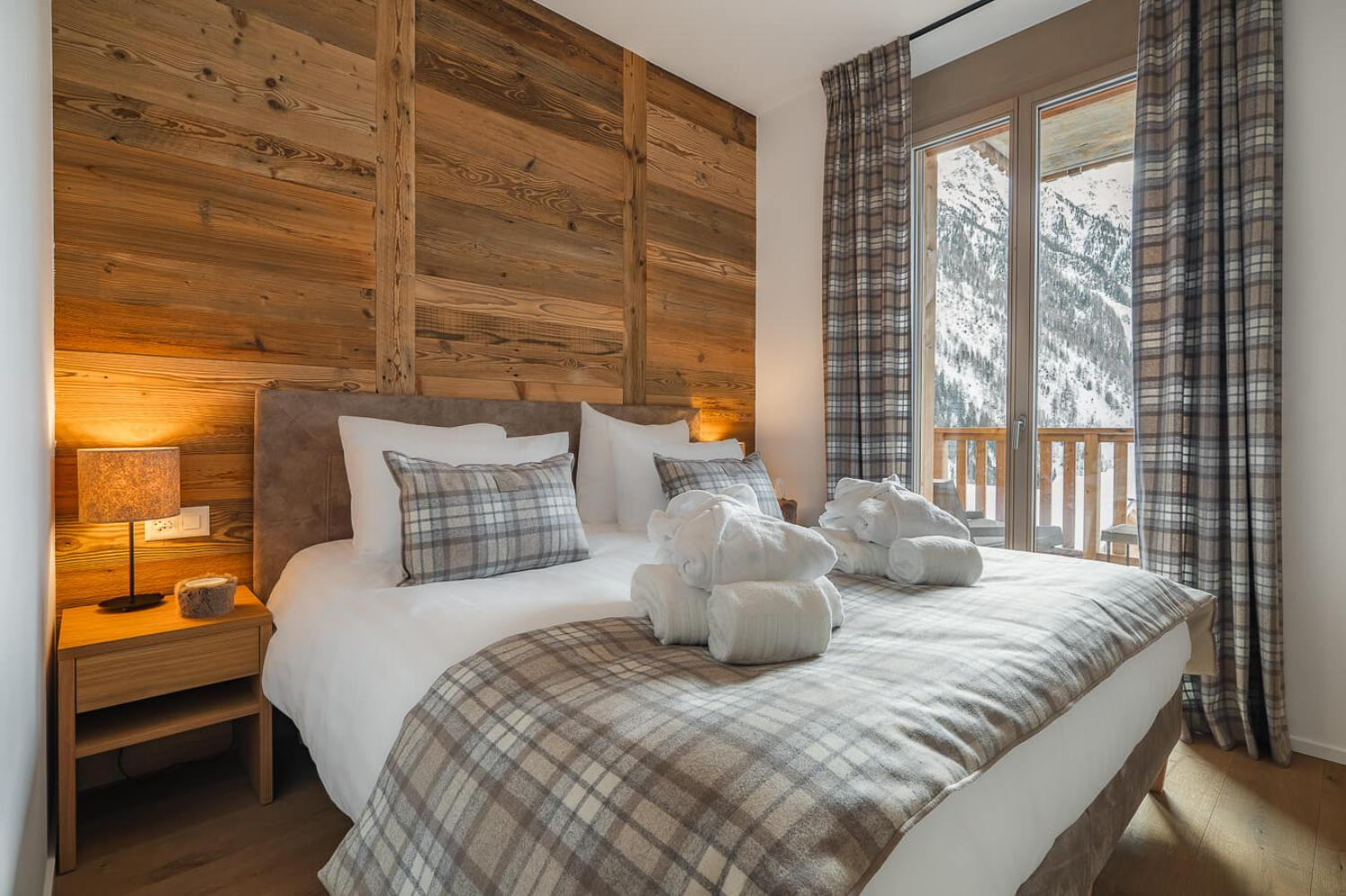 hotel-steamboat-courchevel-app-a02-1464917