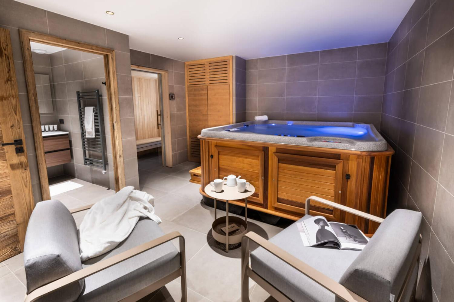 hotel-steamboat-courchevel-app-a02-3-1464918
