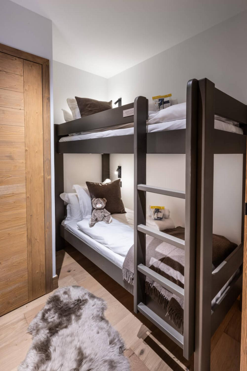 hotel-steamboat-courchevel-app-a02-5-1464920