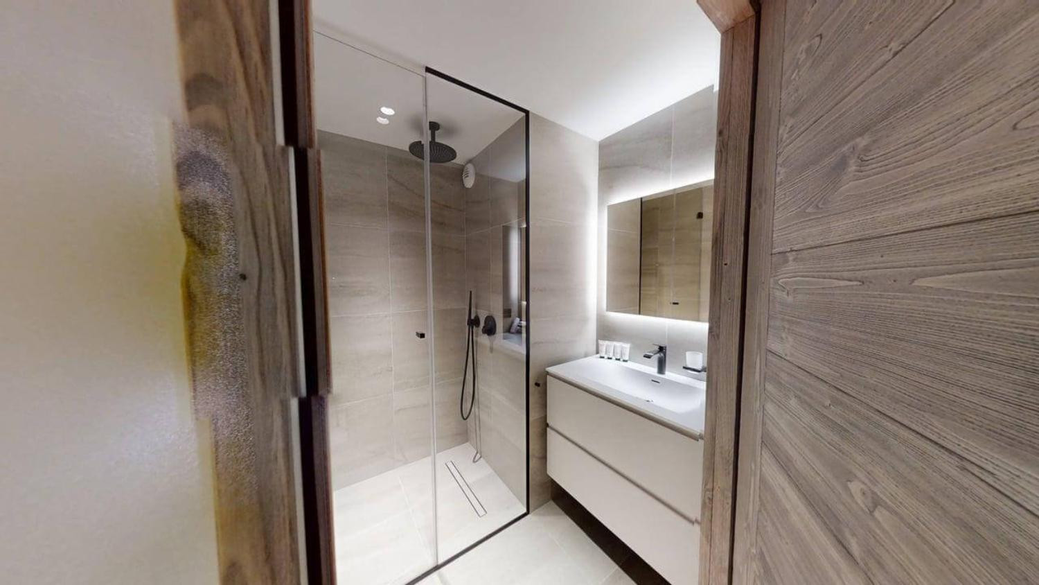 hotel-steamboat-courchevel-app-a04-17-1464998