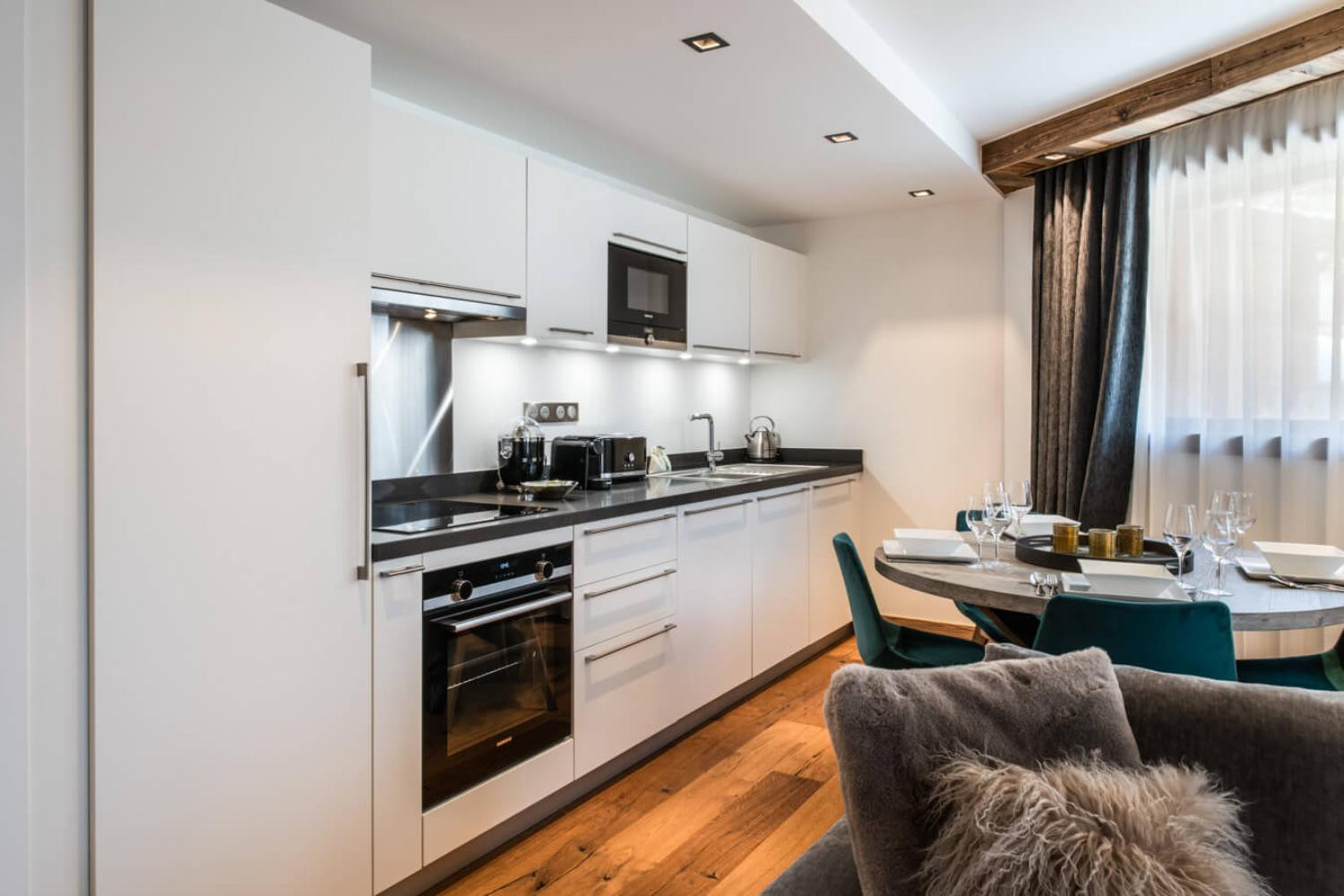 hotel-steamboat-courchevel-app-b15-3-1464892
