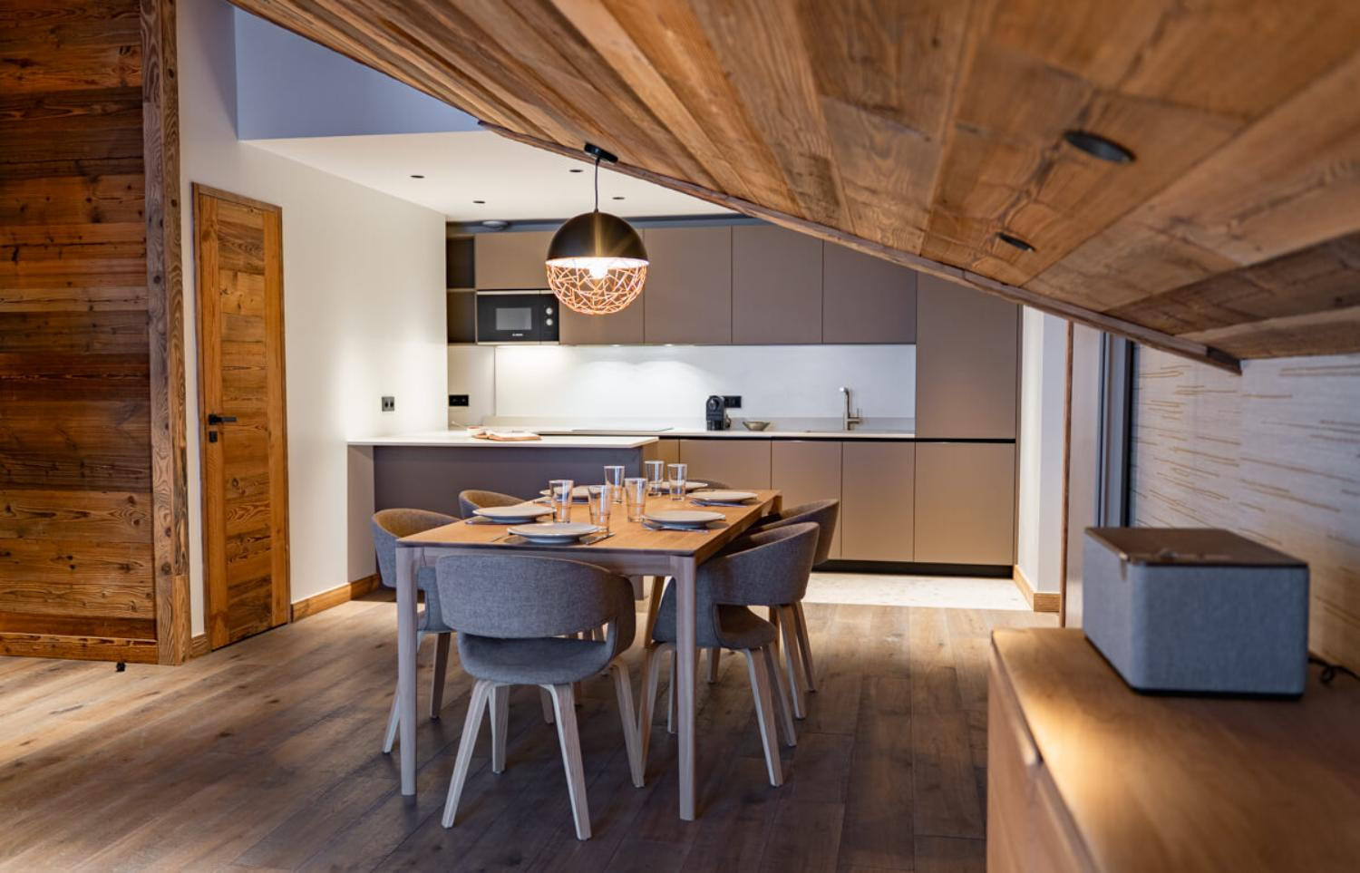 hotel-steamboat-courchevel-app-b16-3-1465015
