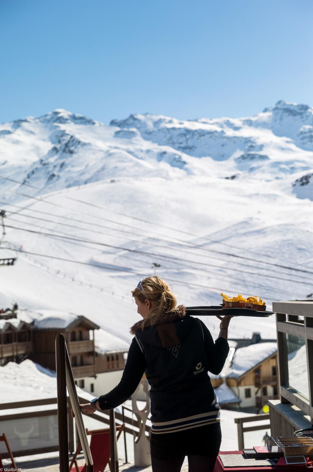 kashmir-exterieur-terrasse-002-studio-bergoend-326080