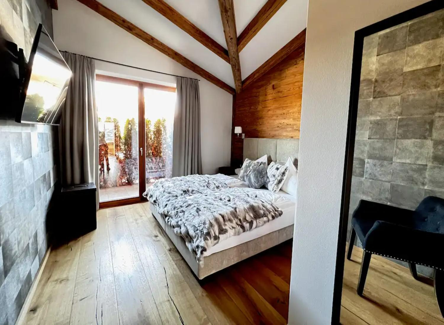 kitzb-hel-hideaway-design-chalet-16-1466226