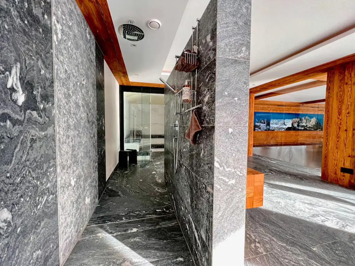 kitzb-hel-hideaway-design-chalet-32-1466242