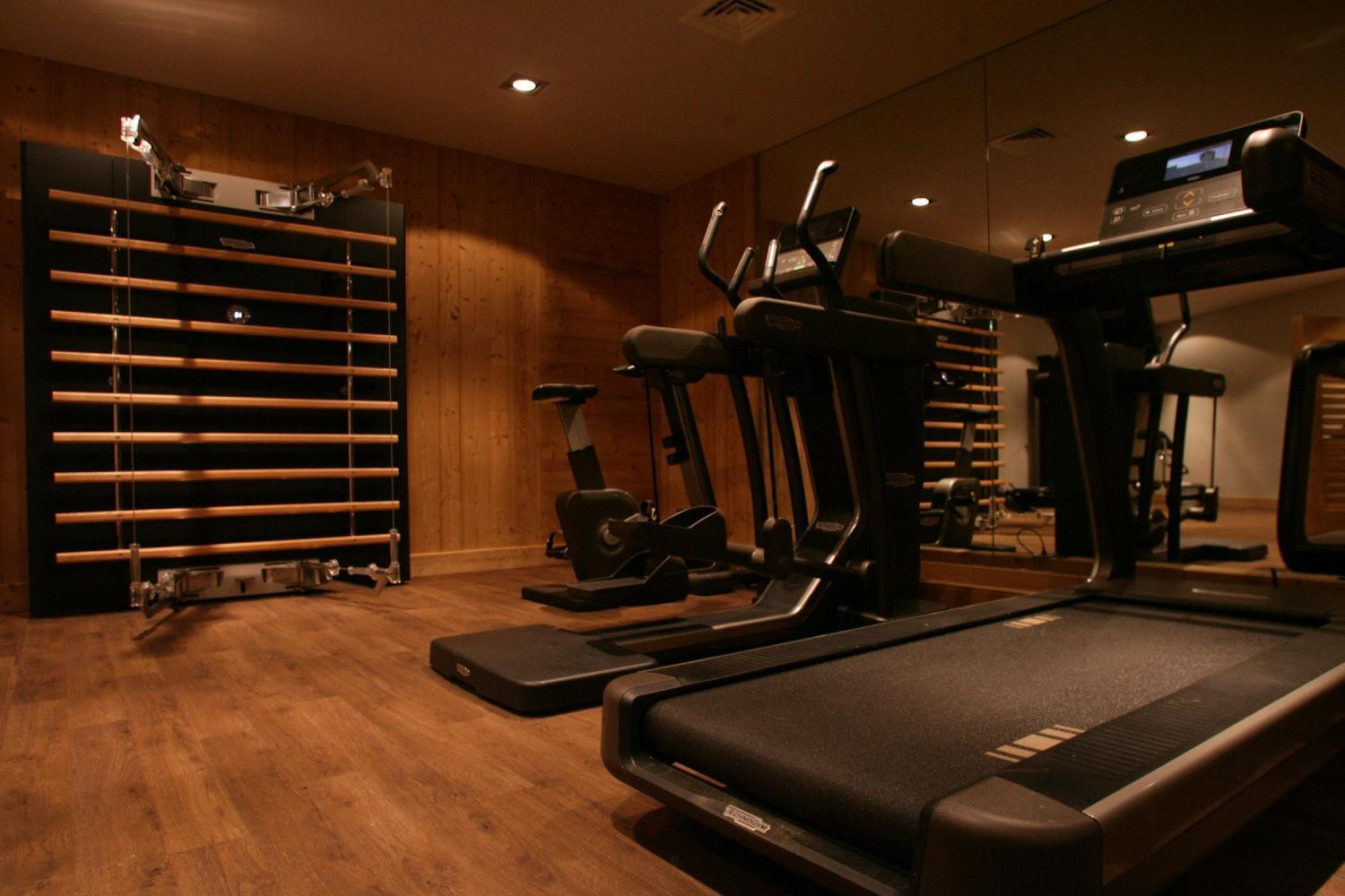 koh-i-nor-val-thorens-fitness-room-419-1449430
