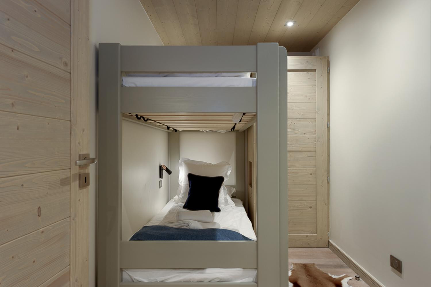 le-c-apt-a08-12-752994