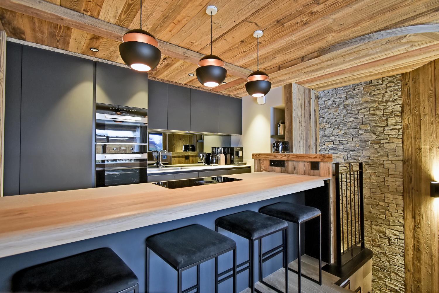 le-flocon-apartment-lgcdp-meribel-kitchen-1454211