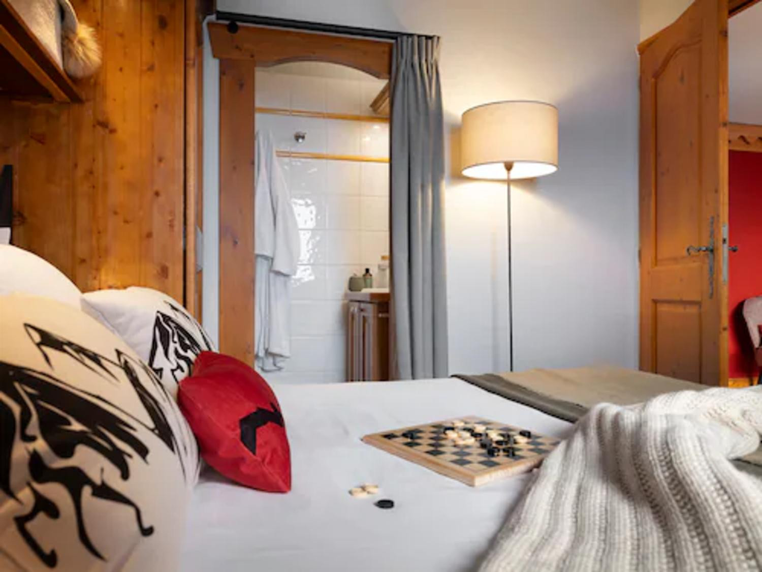les-alpages-de-reberty-les-menuires-bedroom-4-1460254 les-alpages-de-reberty-les-menuires-bedroom-4-1460254